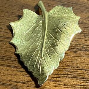 Vintage Etched Gold Tone Textured Leaf Brooch